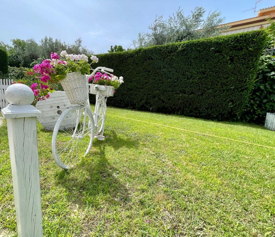 Hotel Le Ceramiche Montalto Uffugo Bagian luar foto
