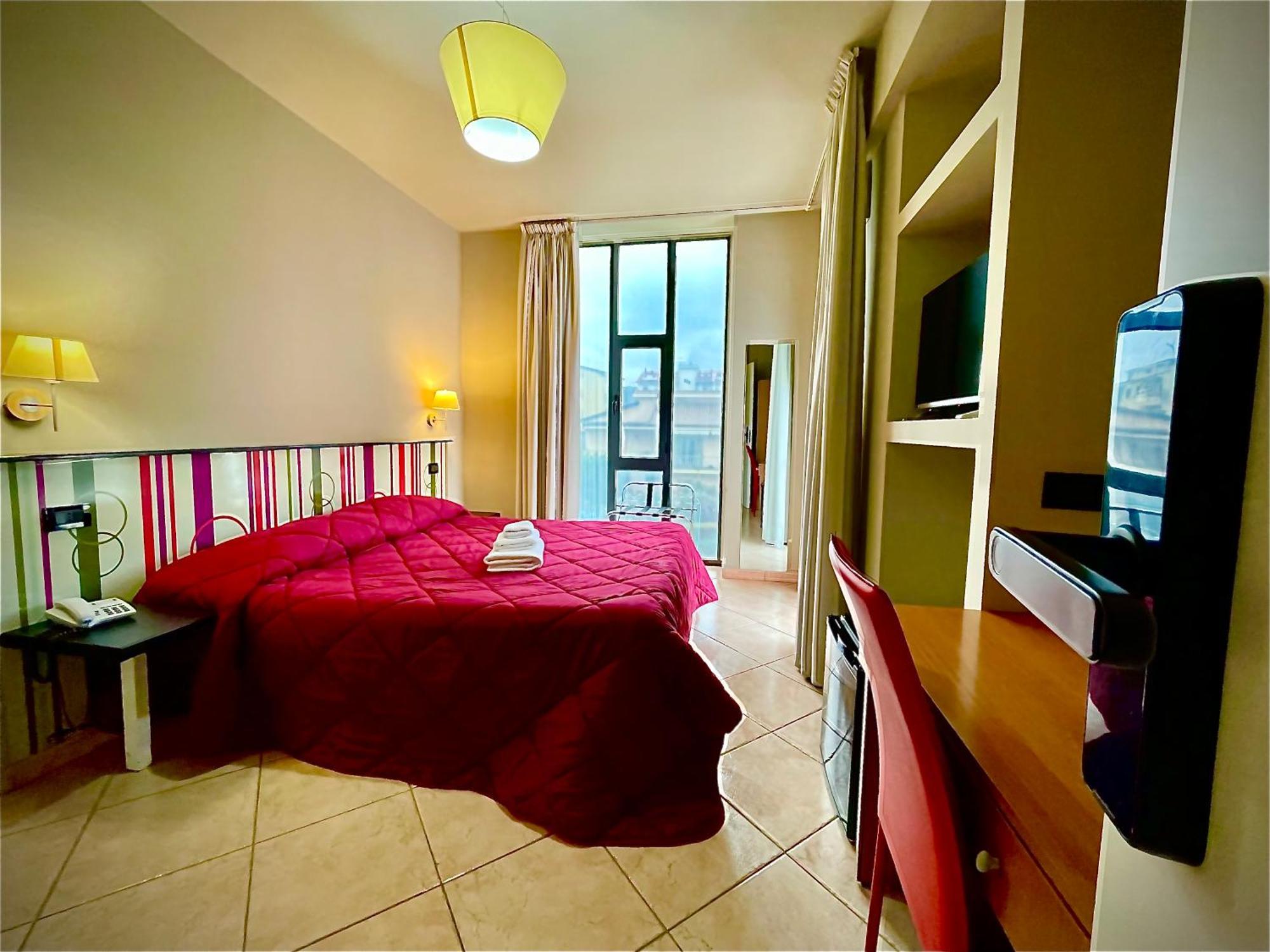Hotel Le Ceramiche Montalto Uffugo Bagian luar foto