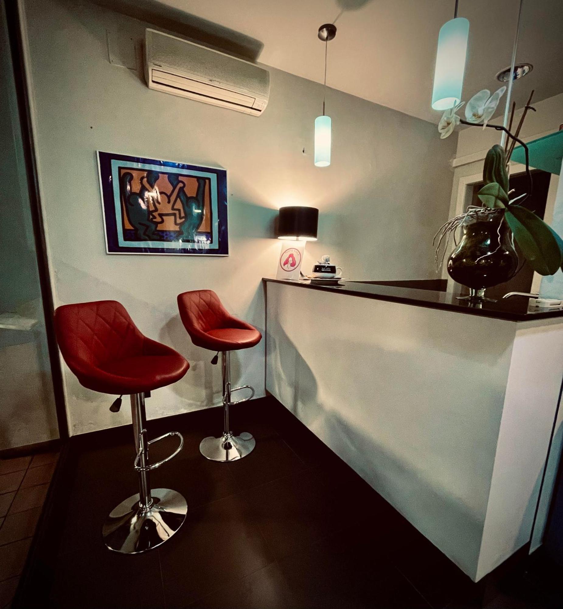 Hotel Le Ceramiche Montalto Uffugo Bagian luar foto