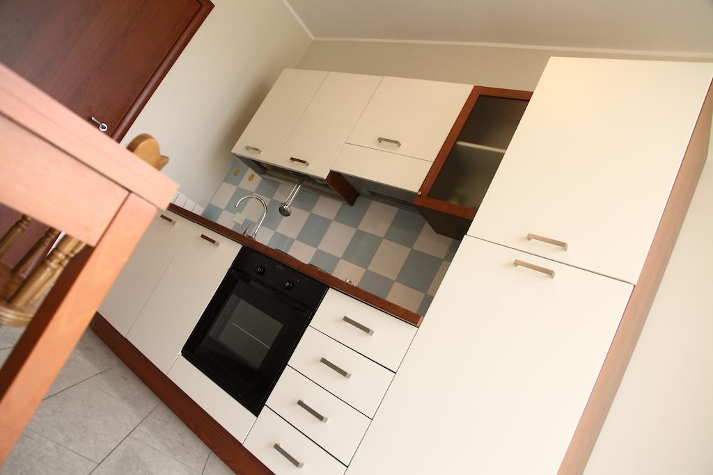 Hotel Le Ceramiche Montalto Uffugo Bagian luar foto